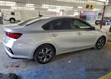 2021 Kia Forte Fe из США, поврежденный, VIN 3KPF24AD3ME352371